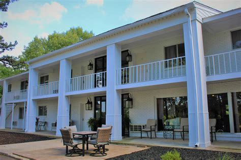 Heber springs resorts - Heber Springs is a great place to bring the whole family, and Evolve offers 13 kid-friendly vacation rentals in the area. Many have family-friendly amenities like game rooms, Pack N 'Plays, or fenced-in pools to make slipping into vacation mode easy for every age group. #6.